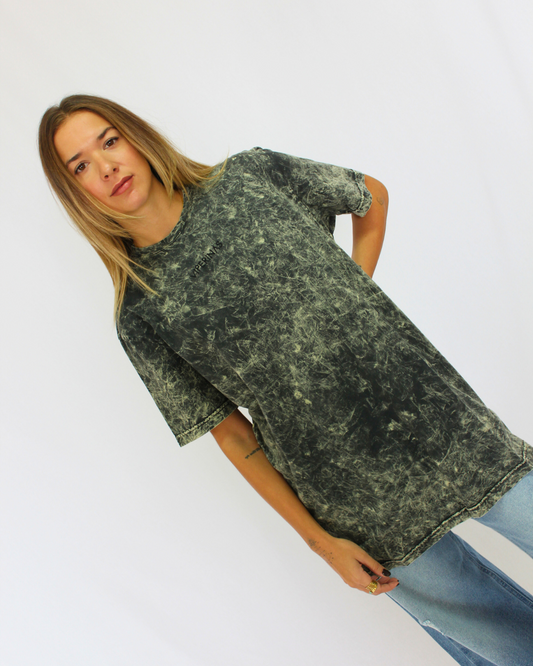 Camiseta Logo Acid Wash Black