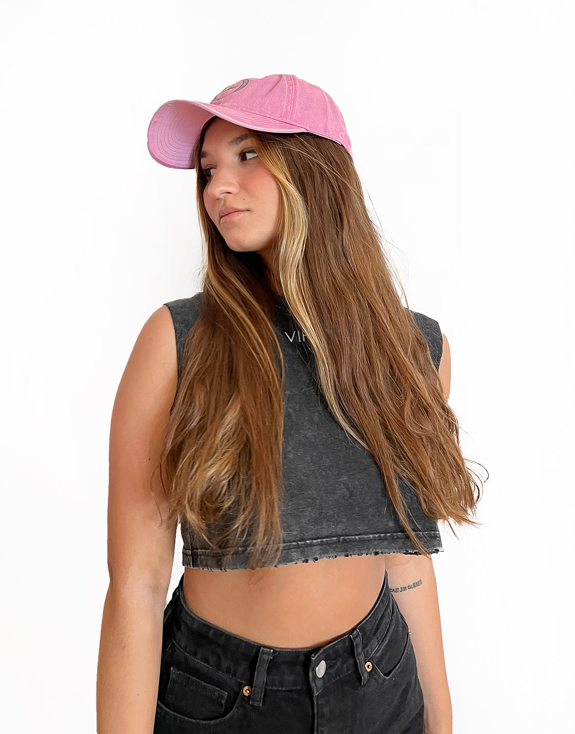 Gorra Embroidery Logo Pink